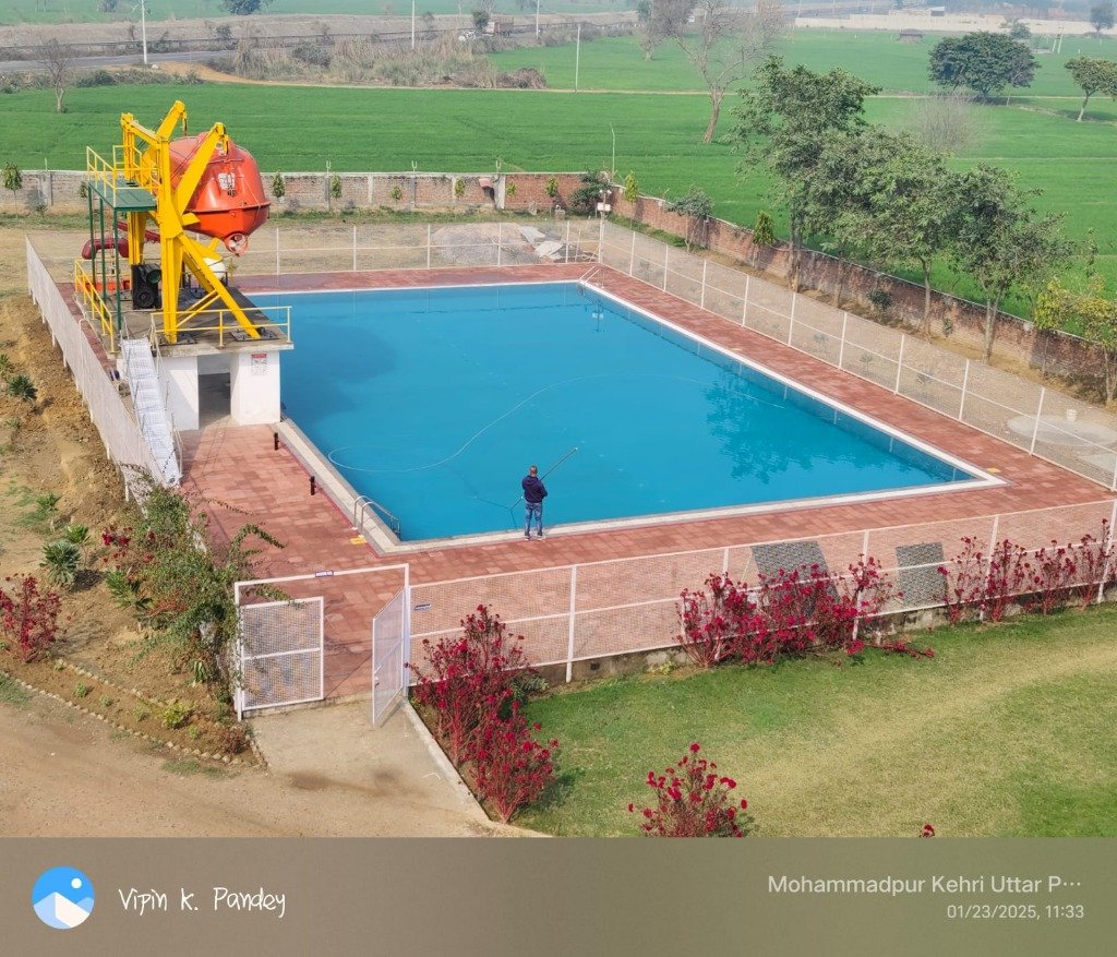 Large Commercial Pool Construction